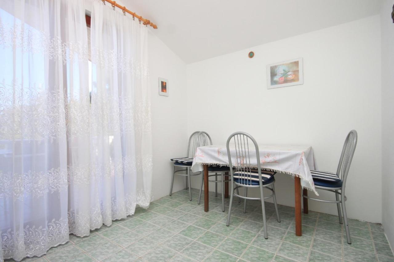 Apartments By The Sea Kali, Ugljan - 8202 Exterior photo